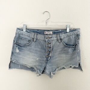 Free people button fly mid rise denim shorts light wash 29 cut offs distressed